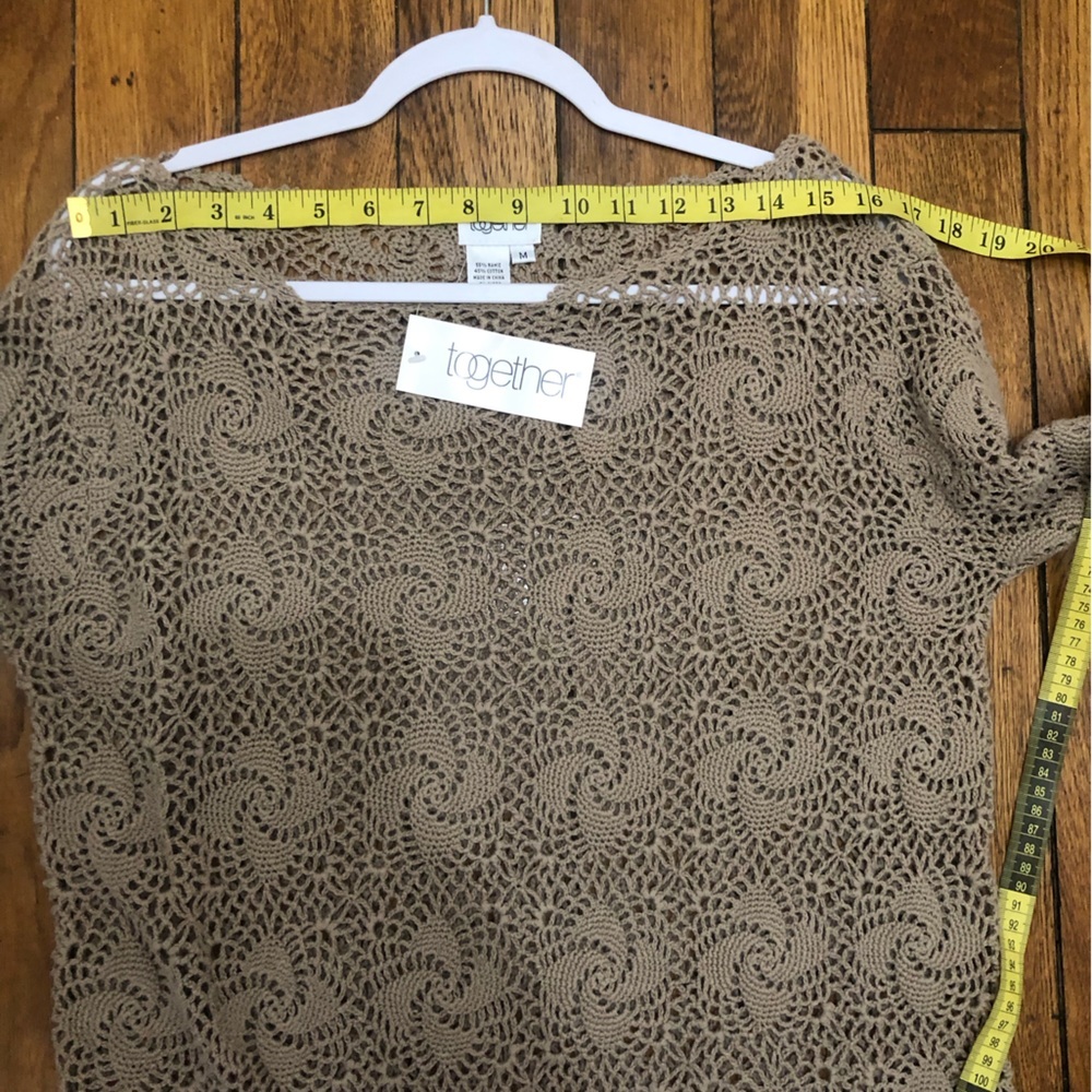 Tunic - Picture 12 of 12